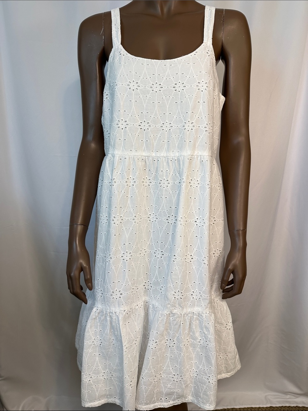 Lucky Brand Eyelet Sleeveless Dress | EUC | 100% Cotton - Picture 2 of 9